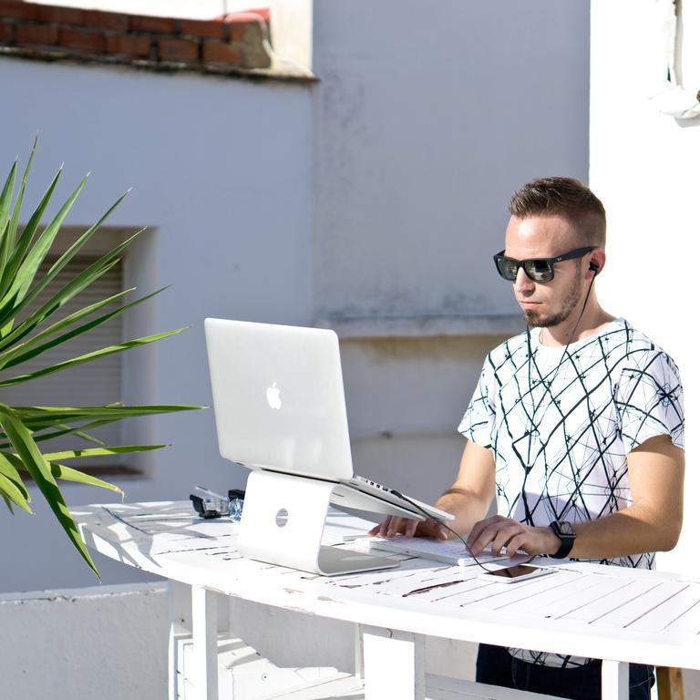 La Cocotera Boutique & Coworking Albergue Tarifa